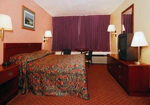 фото отеля Rodeway Inn Williamsville (New York)