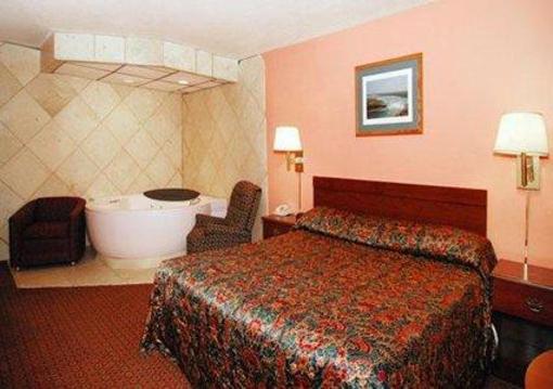 фото отеля Rodeway Inn Williamsville (New York)