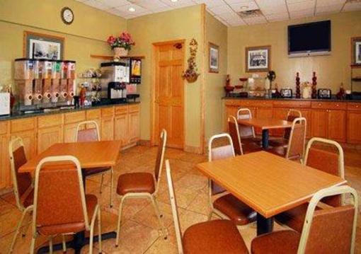 фото отеля Rodeway Inn Williamsville (New York)