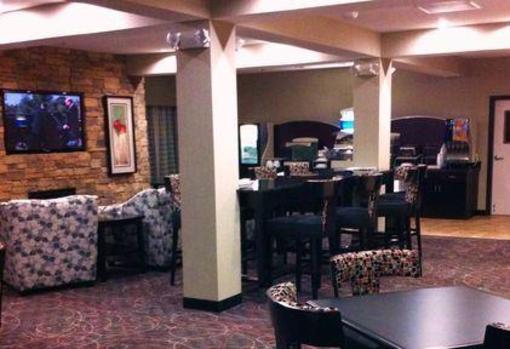 фото отеля Holiday Inn Express Arkadephia Caddo Valley