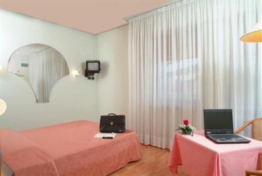 фото отеля Hotel Tevere Perugia
