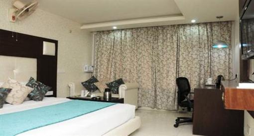 фото отеля Hotel Diamond Plaza