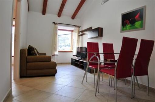 фото отеля Lapad Apartments