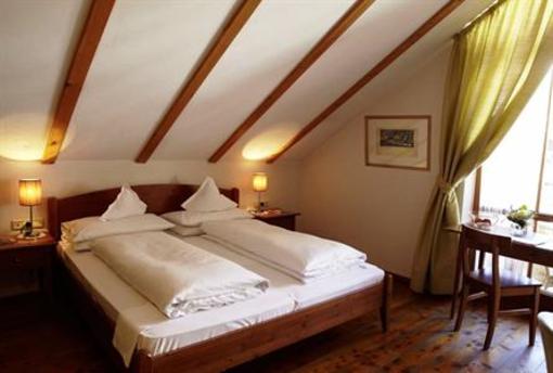 фото отеля Hotel Rosa D'Oro Schnals