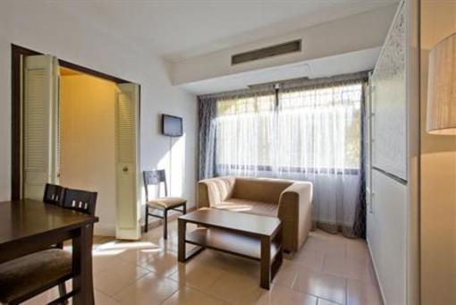 фото отеля Apartamentos Recoletos