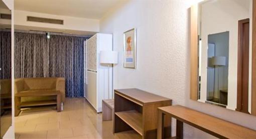 фото отеля Apartamentos Recoletos