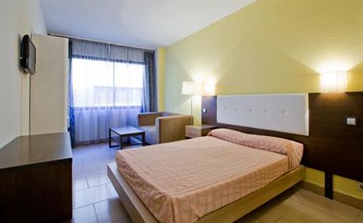 фото отеля Apartamentos Recoletos