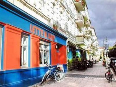 фото отеля Lette'm Sleep Hostel Berlin