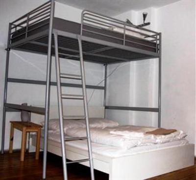 фото отеля Lette'm Sleep Hostel Berlin