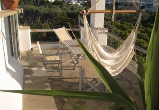 фото отеля Paros Apartments