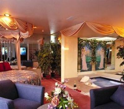 фото отеля Fantasy Inn