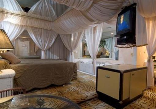 фото отеля Fantasy Inn