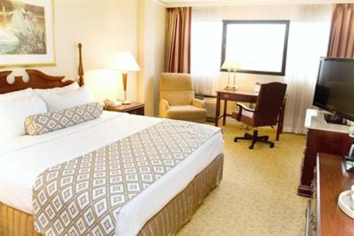 фото отеля Crowne Plaza Knoxville