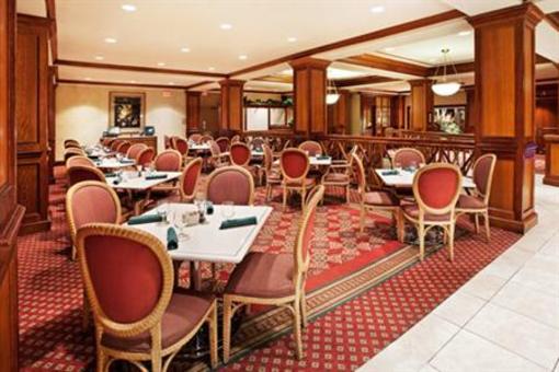 фото отеля Crowne Plaza Knoxville