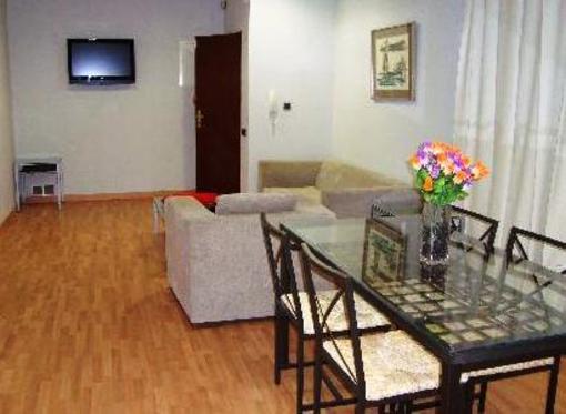 фото отеля Apartamento H2 Costanilla Madrid