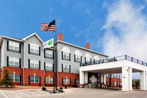 фото отеля Holiday Inn Express Hotel & Suites Milwaukee Airport