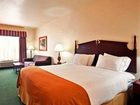 фото отеля Holiday Inn Express Hotel & Suites Milwaukee Airport