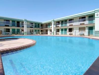 фото отеля Econo Lodge West Oklahoma City