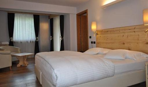 фото отеля Chalet Hotel Laura