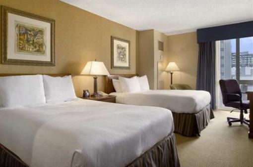 фото отеля DoubleTree by Hilton Hotel Washington DC - Silver Spring