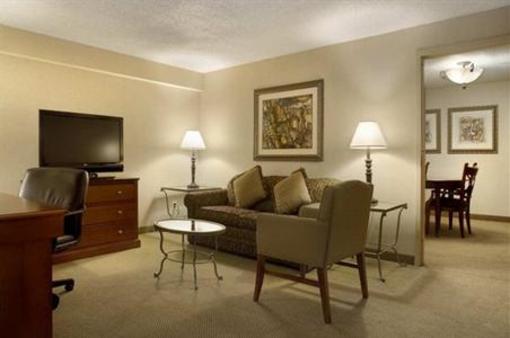 фото отеля DoubleTree by Hilton Hotel Washington DC - Silver Spring