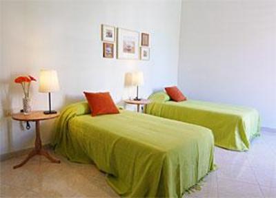 фото отеля Ally’s Guest House III Barcelona