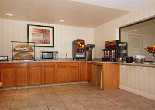 фото отеля Comfort Inn Denver International Airport