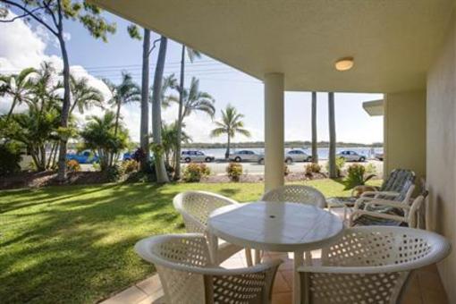 фото отеля Munna Beach Apartments