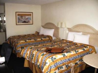 фото отеля Econo Lodge Conference Center Tampa