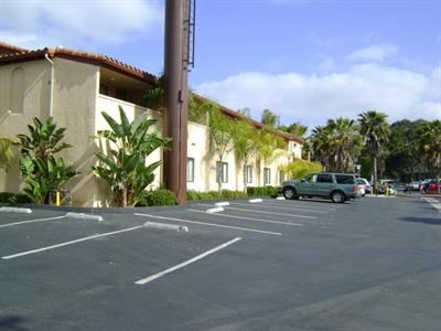 фото отеля Holiday Inn Express Oceanside