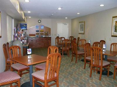 фото отеля Holiday Inn Express Oceanside