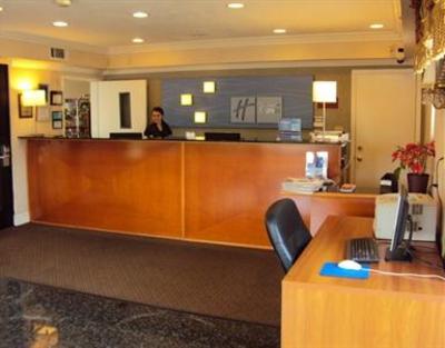 фото отеля Holiday Inn Express Oceanside