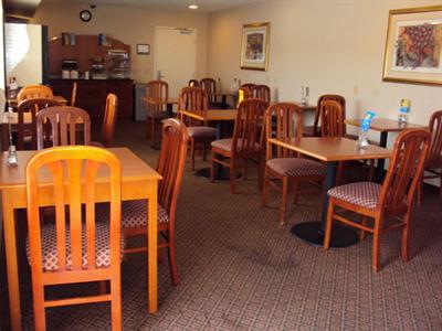 фото отеля Holiday Inn Express Oceanside