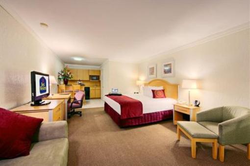 фото отеля BEST WESTERN PLUS Oakland Park Inn