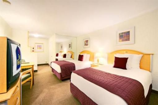 фото отеля BEST WESTERN PLUS Oakland Park Inn
