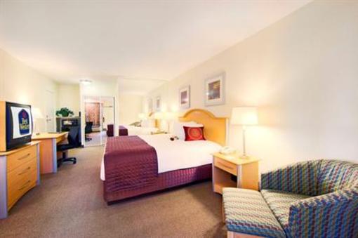 фото отеля BEST WESTERN PLUS Oakland Park Inn