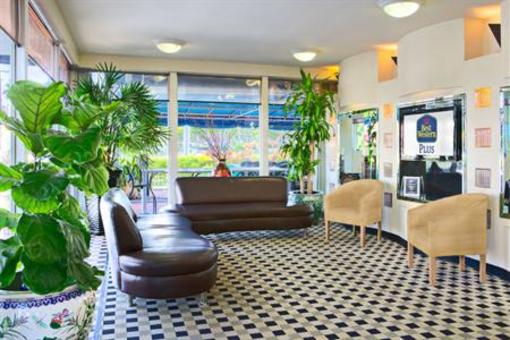 фото отеля BEST WESTERN PLUS Oakland Park Inn