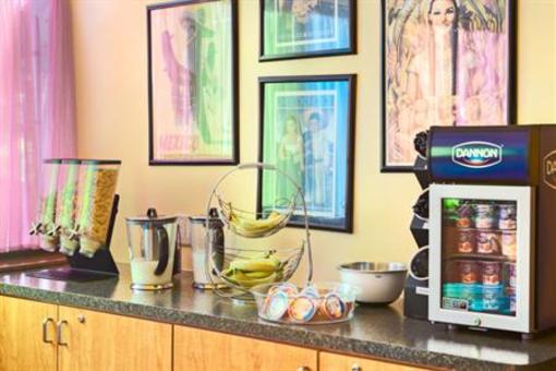 фото отеля BEST WESTERN PLUS Oakland Park Inn