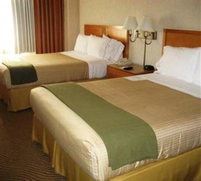 фото отеля Holiday Inn Express Newport Beach