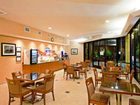 фото отеля Holiday Inn Express Newport Beach