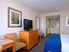 фото отеля Holiday Inn Express Newport Beach