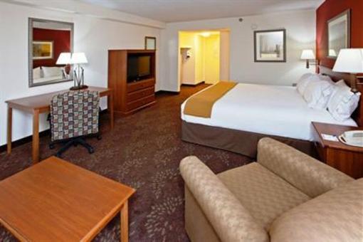 фото отеля Holiday Inn Express Nashville Airport