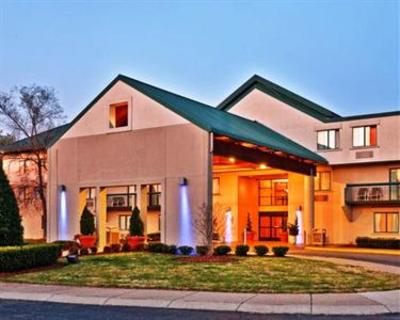 фото отеля Holiday Inn Express Nashville Airport
