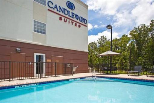 фото отеля Candlewood Suites East Merril Road