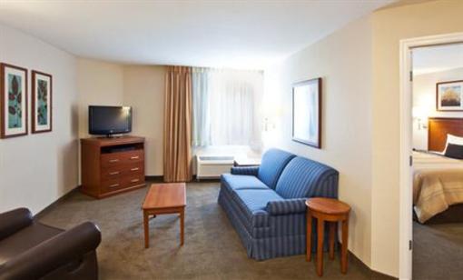 фото отеля Candlewood Suites East Merril Road