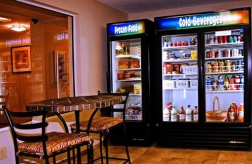 фото отеля Candlewood Suites East Merril Road