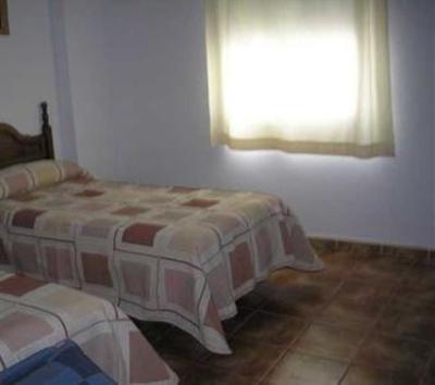 фото отеля Hostal El Yunque Conil de la Frontera