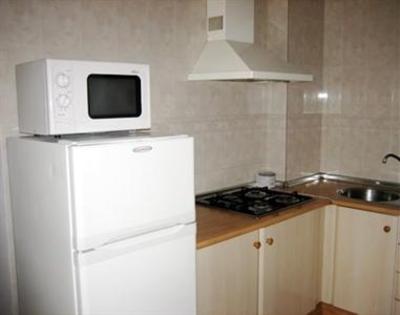 фото отеля Hostal El Yunque Conil de la Frontera