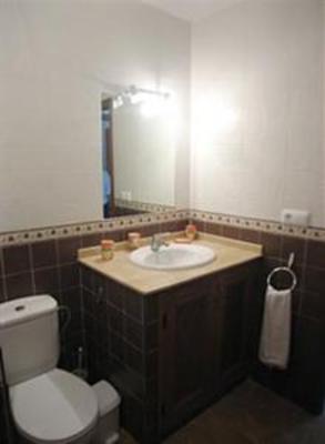 фото отеля Hostal El Yunque Conil de la Frontera