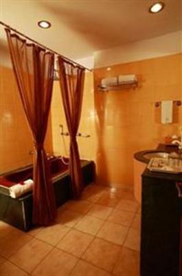 фото отеля IndiSmart Hotel